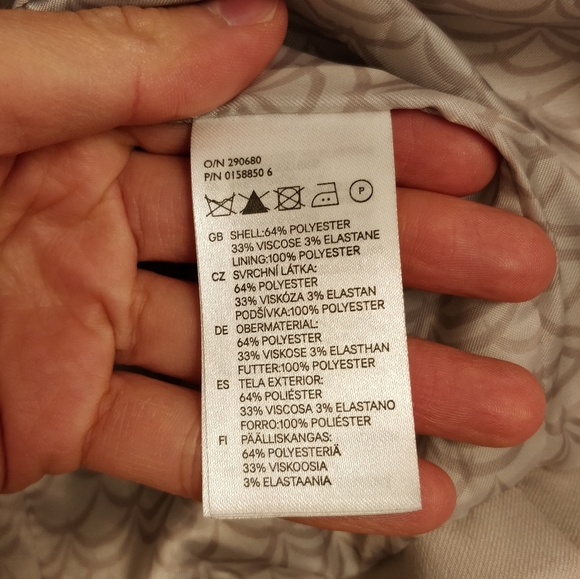 H&M Blazer - Picture 5 of 6